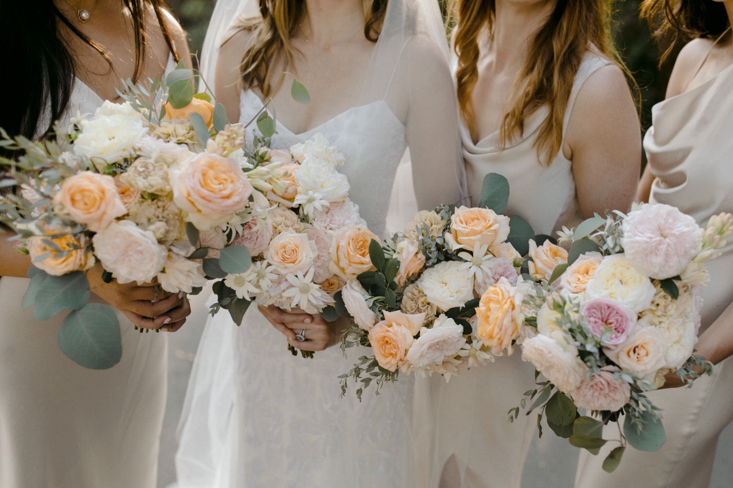 pastel toned bridesmaid flowers